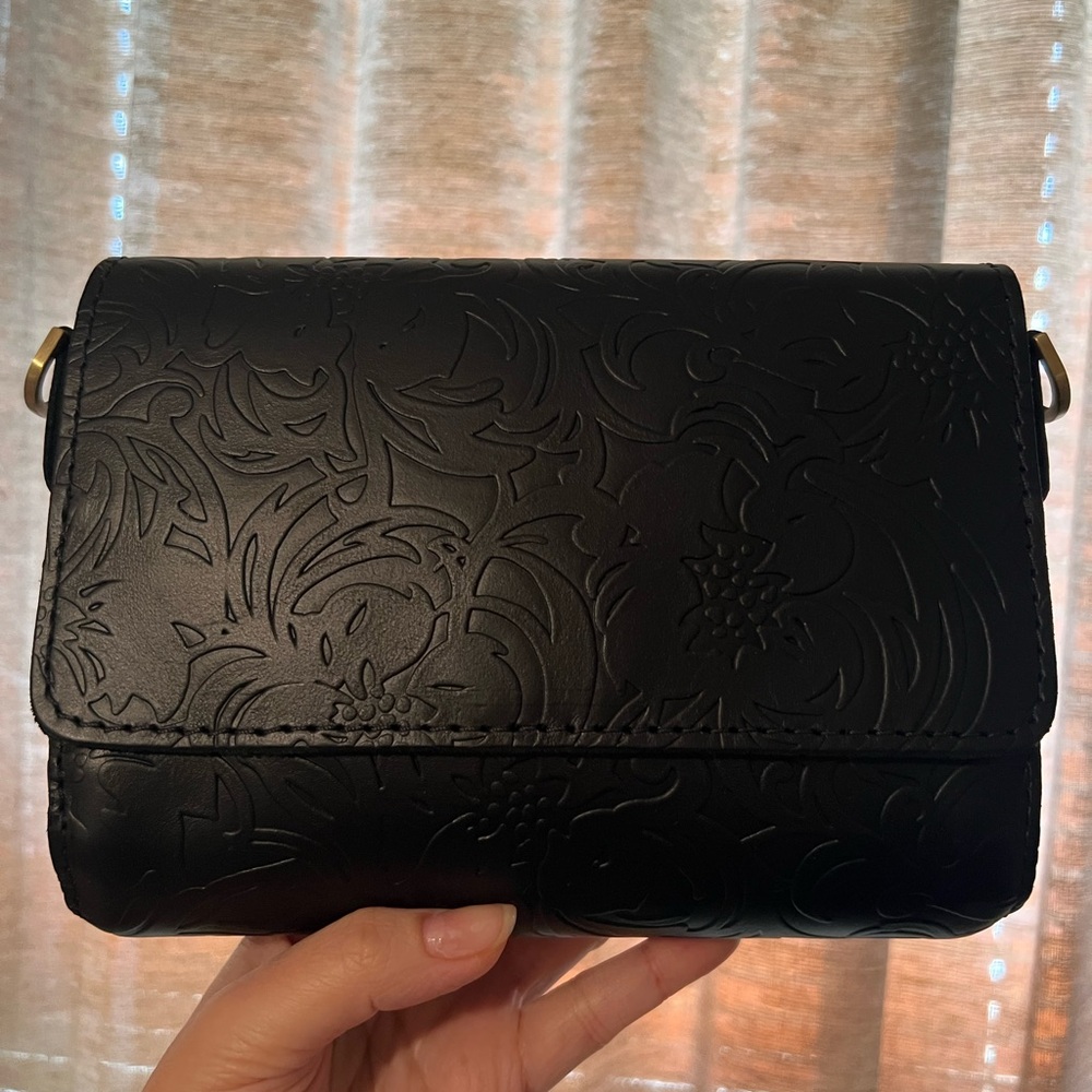 Portland Leather Goods AP Metro Mini Crossbody Bag NEW in Dahlia